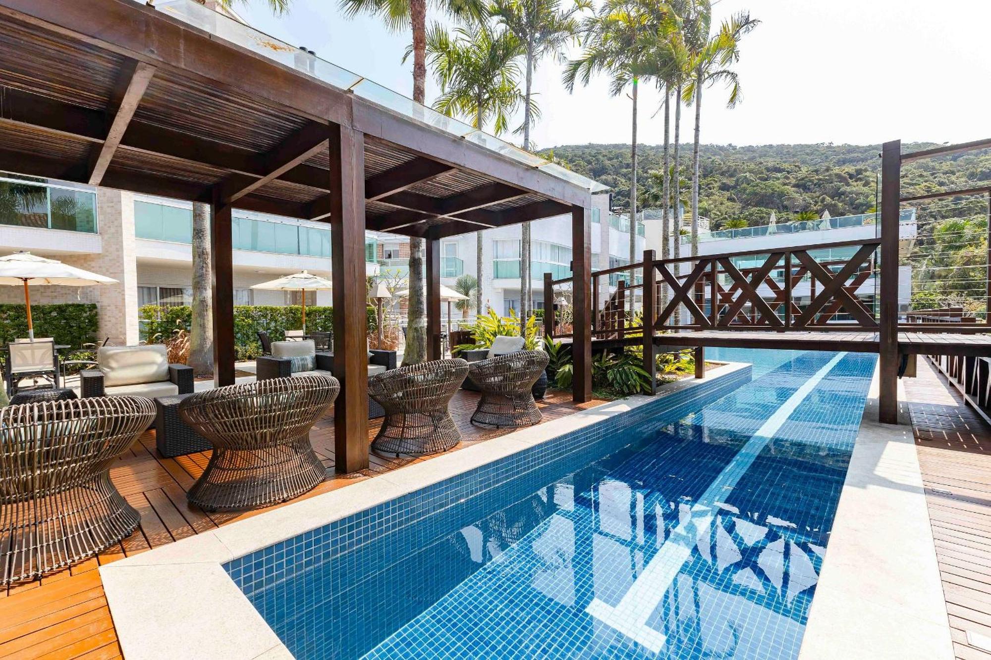 Varandas Do Atlantico - Confortavel Apto Em Condominio Pe Na Areia Bombinhas Bagian luar foto